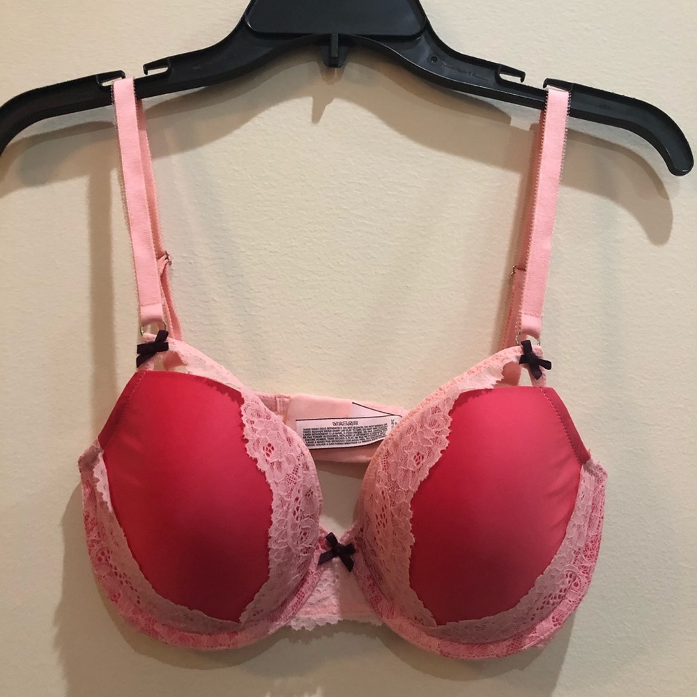 Victoria’s Secret dream angels lined demi pink bra